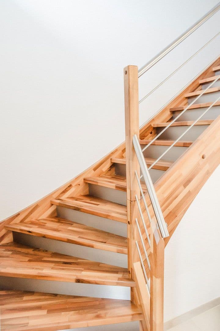 Predaj domu 153 m², pozemek 411 m², Doktor-Georg-Hacker-Straße 3, Kirchseeon, Bavorsko Predaj domu 153 m², pozemek 411 m², Doktor-Georg-Hacker-Straße 3, Kirchseeon, Bavorsko