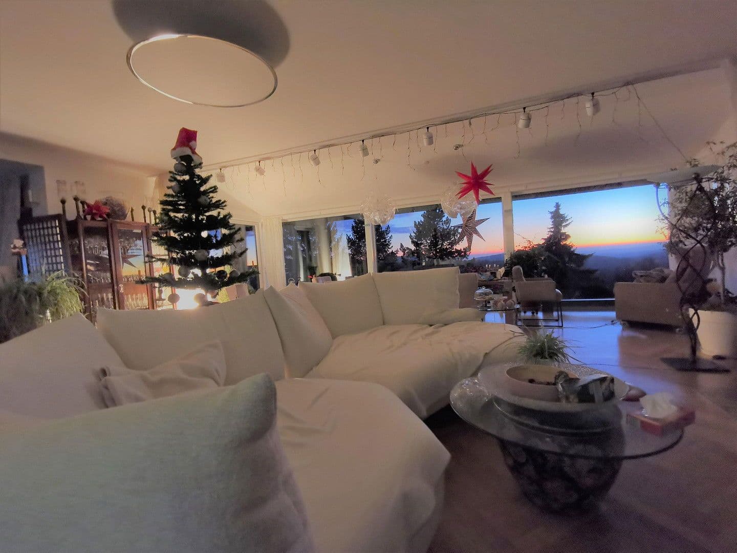 Predaj domu 493 m², pozemek 1.531 m², Glashütten, Hesensko Predaj domu 493 m², pozemek 1.531 m², Glashütten, Hesensko