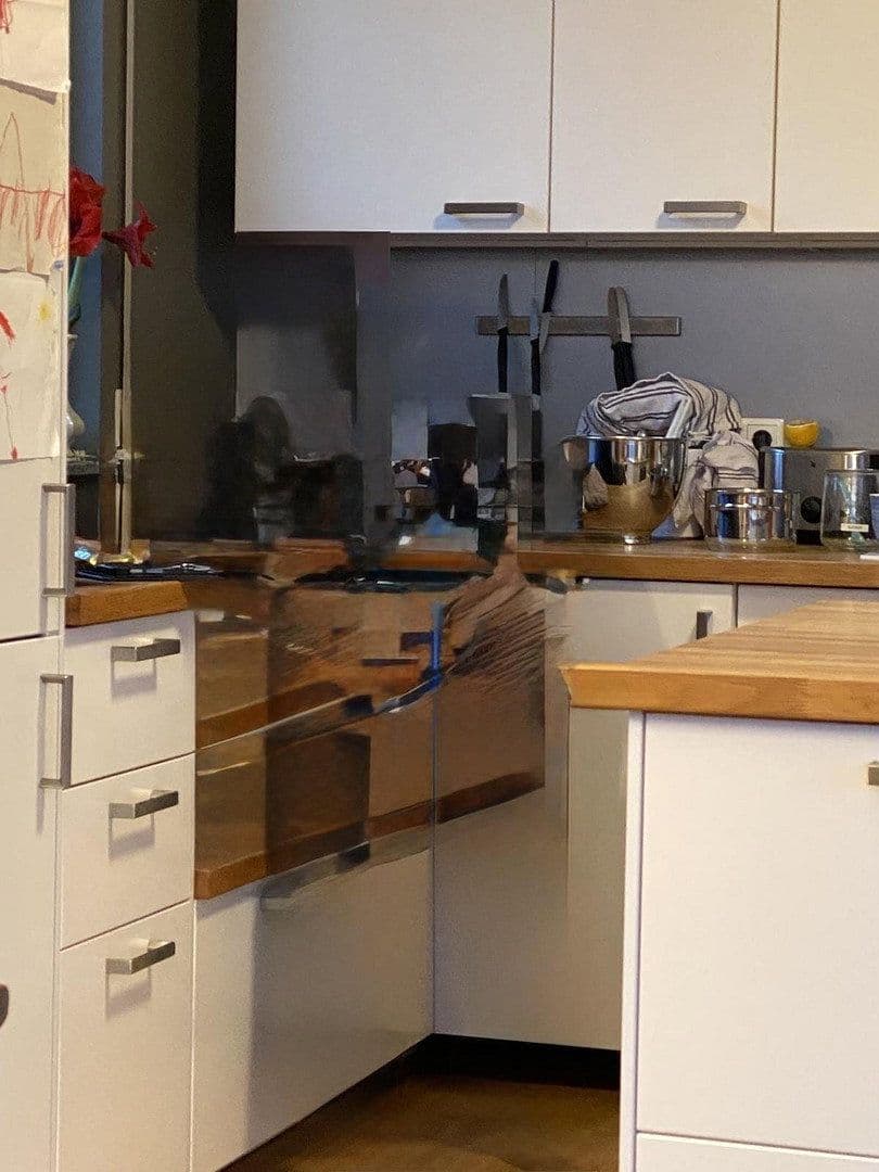 Predaj bytu 4-izbový 82 m², Berlin, Berlín Predaj bytu 4-izbový 82 m², Berlin, Berlín