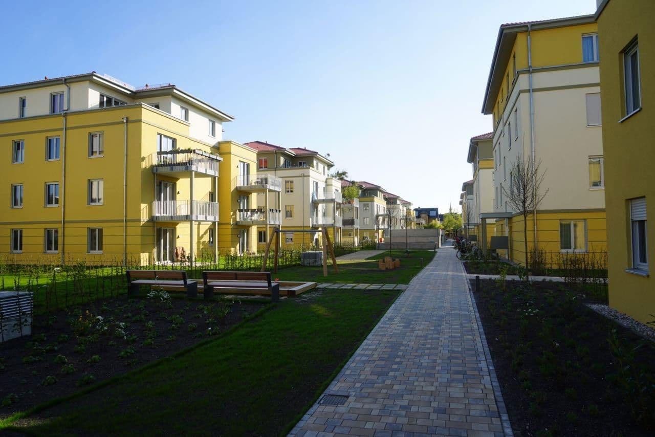 Predaj bytu 4-izbový 82 m², Berlin, Berlín Predaj bytu 4-izbový 82 m², Berlin, Berlín