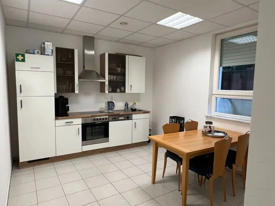 Prenájom kancelárie 187 m², Warburger Straße 99, Paderborn, Severné Porýnie - Westfálsko Prenájom kancelárie 187 m², Warburger Straße 99, Paderborn, Severné Porýnie - Westfálsko