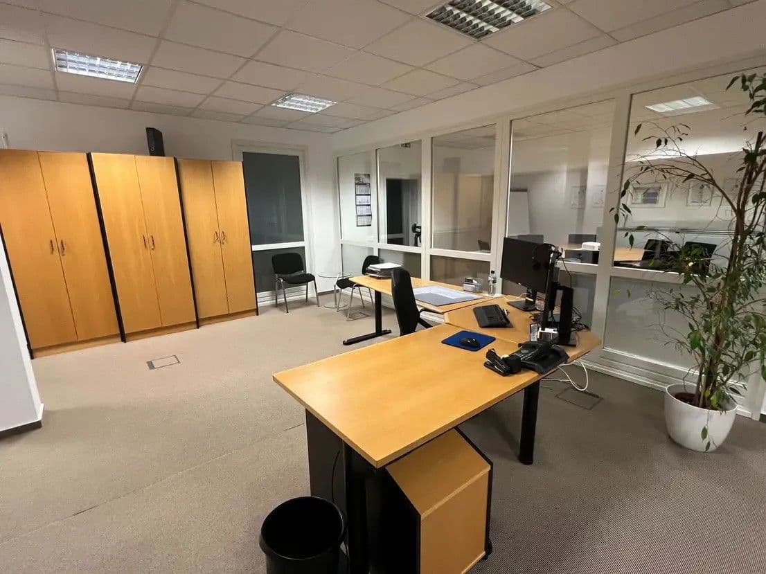 Prenájom kancelárie 187 m², Warburger Straße 99, Paderborn, Severné Porýnie - Westfálsko Prenájom kancelárie 187 m², Warburger Straße 99, Paderborn, Severné Porýnie - Westfálsko