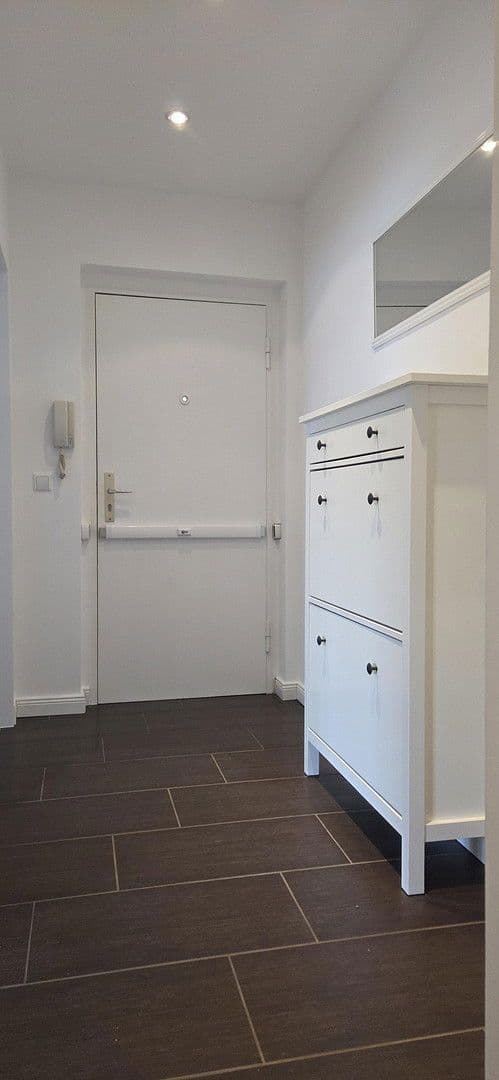 Prenájom bytu 2-izbový 57 m², Köln, Severné Porýnie - Westfálsko Prenájom bytu 2-izbový 57 m², Köln, Severné Porýnie - Westfálsko