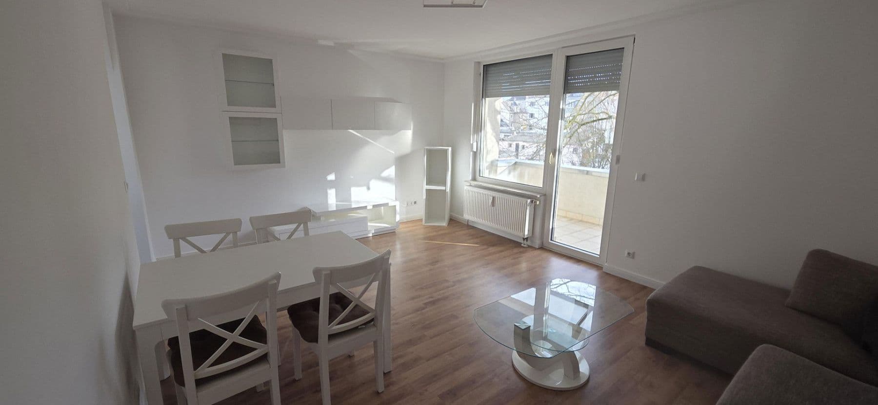 Prenájom bytu 2-izbový 57 m², Köln, Severné Porýnie - Westfálsko Prenájom bytu 2-izbový 57 m², Köln, Severné Porýnie - Westfálsko