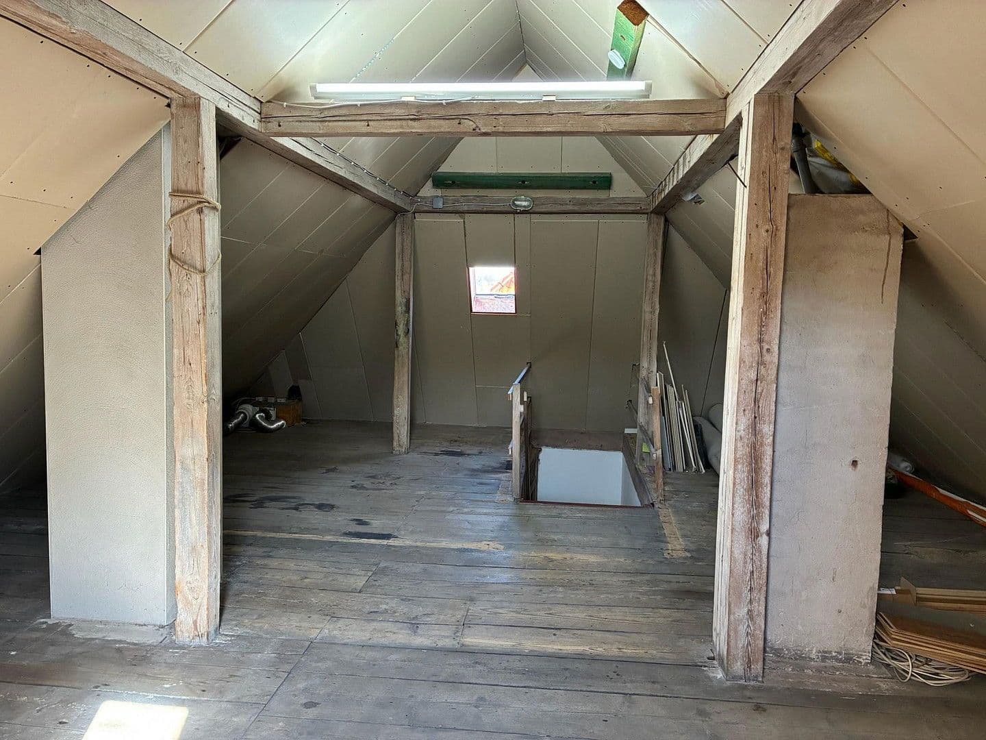 Predaj domu 165 m², pozemek 675 m², Backnang, Bádensko-Wurttembersko Predaj domu 165 m², pozemek 675 m², Backnang, Bádensko-Wurttembersko