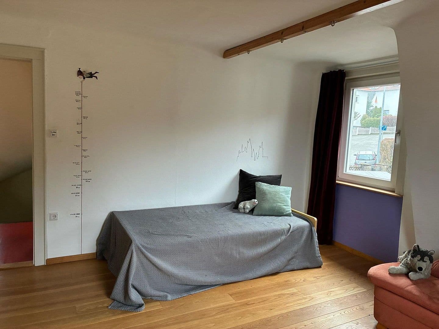 Predaj domu 165 m², pozemek 675 m², Backnang, Bádensko-Wurttembersko Predaj domu 165 m², pozemek 675 m², Backnang, Bádensko-Wurttembersko