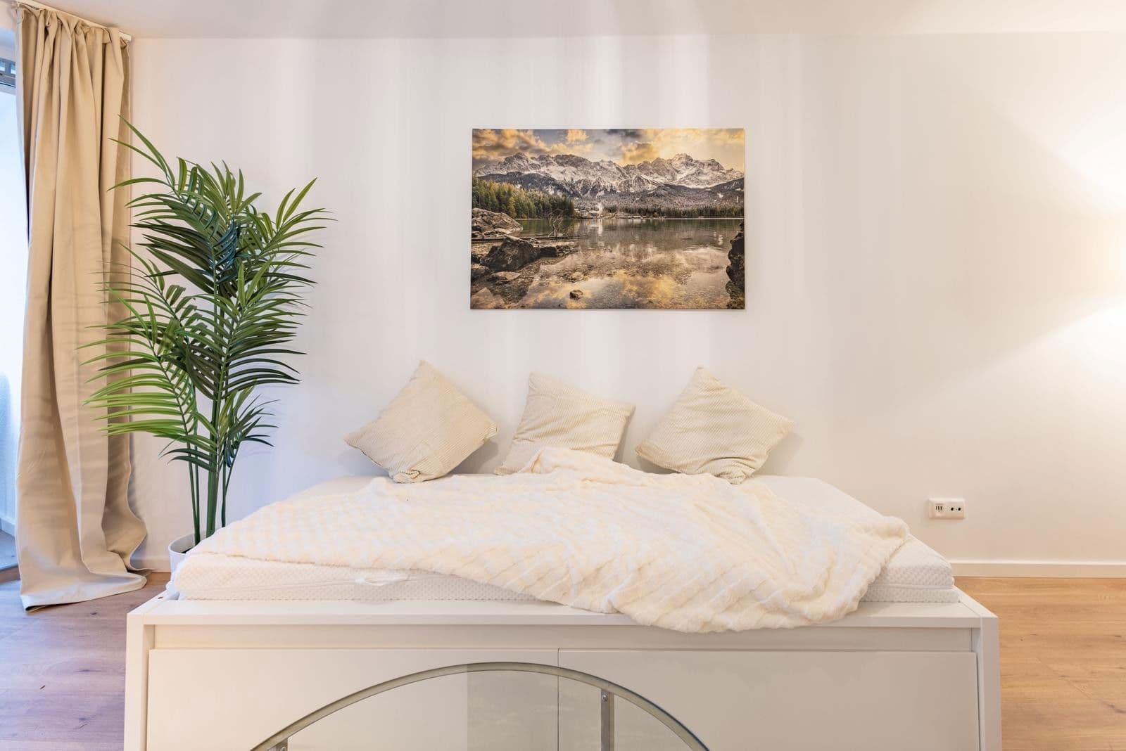 Prenájom bytu 1-izbový 30 m², Westendstraße 272, München, Bavorsko Prenájom bytu 1-izbový 30 m², Westendstraße 272, München, Bavorsko