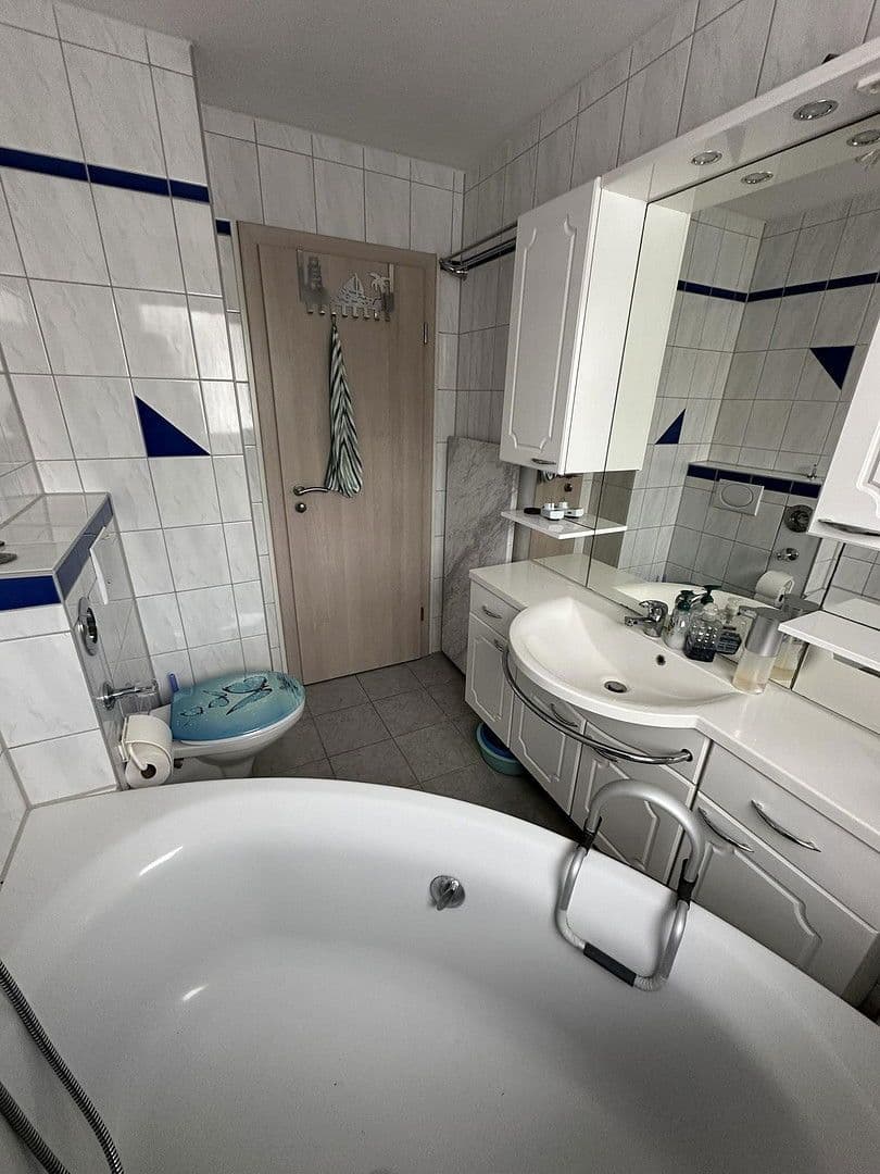 Predaj bytu 3-izbový 67 m², Dekan-Stark-Straße 13, Neumarkt in der Oberpfalz, Bavorsko Predaj bytu 3-izbový 67 m², Dekan-Stark-Straße 13, Neumarkt in der Oberpfalz, Bavorsko