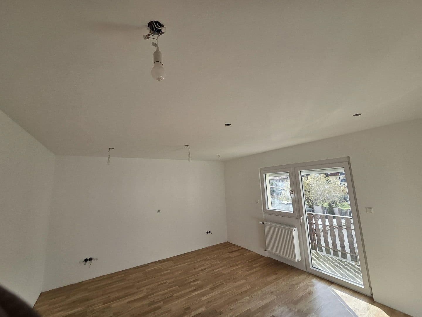 Prenájom bytu 4-izbový 100 m², Akazienstraße 21, Waldsee, Porýnie-Falcko Prenájom bytu 4-izbový 100 m², Akazienstraße 21, Waldsee, Porýnie-Falcko