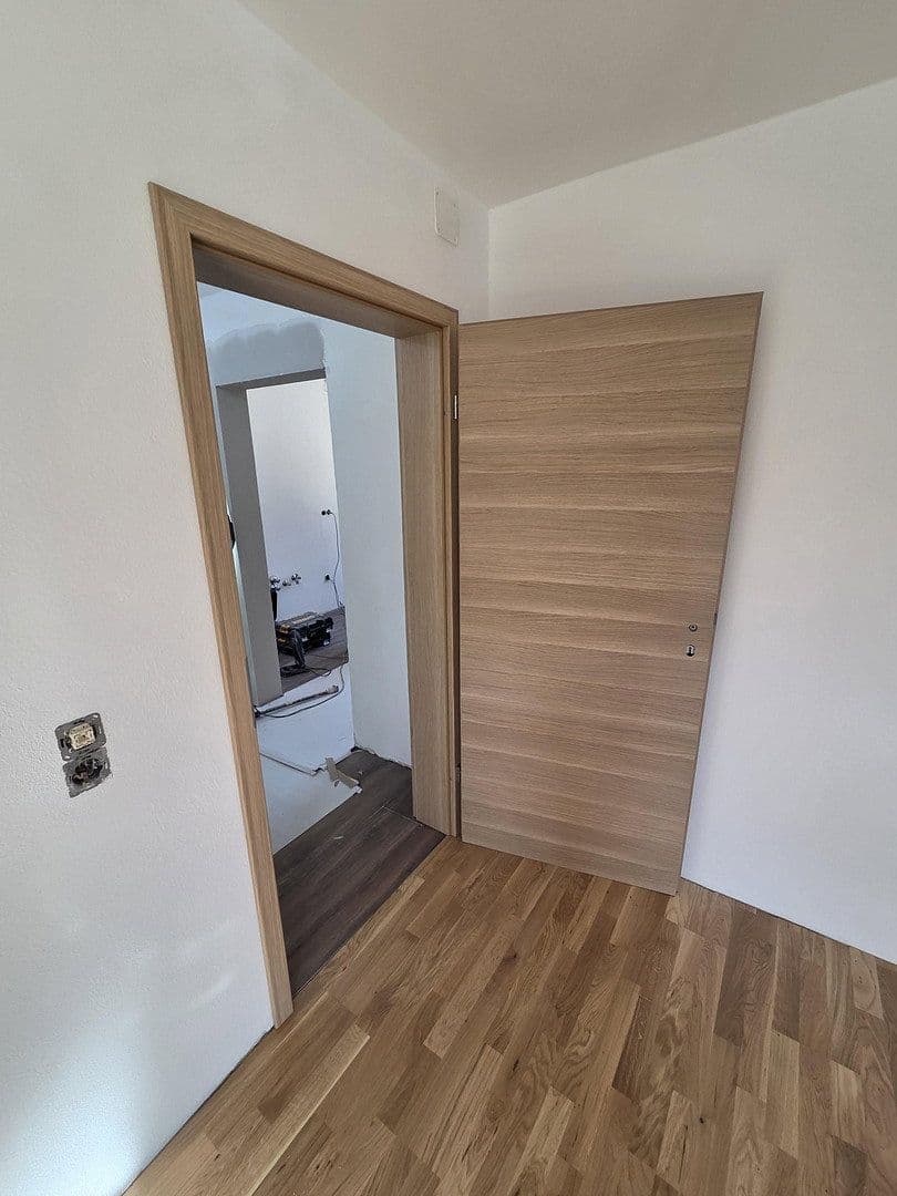 Prenájom bytu 4-izbový 100 m², Akazienstraße 21, Waldsee, Porýnie-Falcko Prenájom bytu 4-izbový 100 m², Akazienstraße 21, Waldsee, Porýnie-Falcko