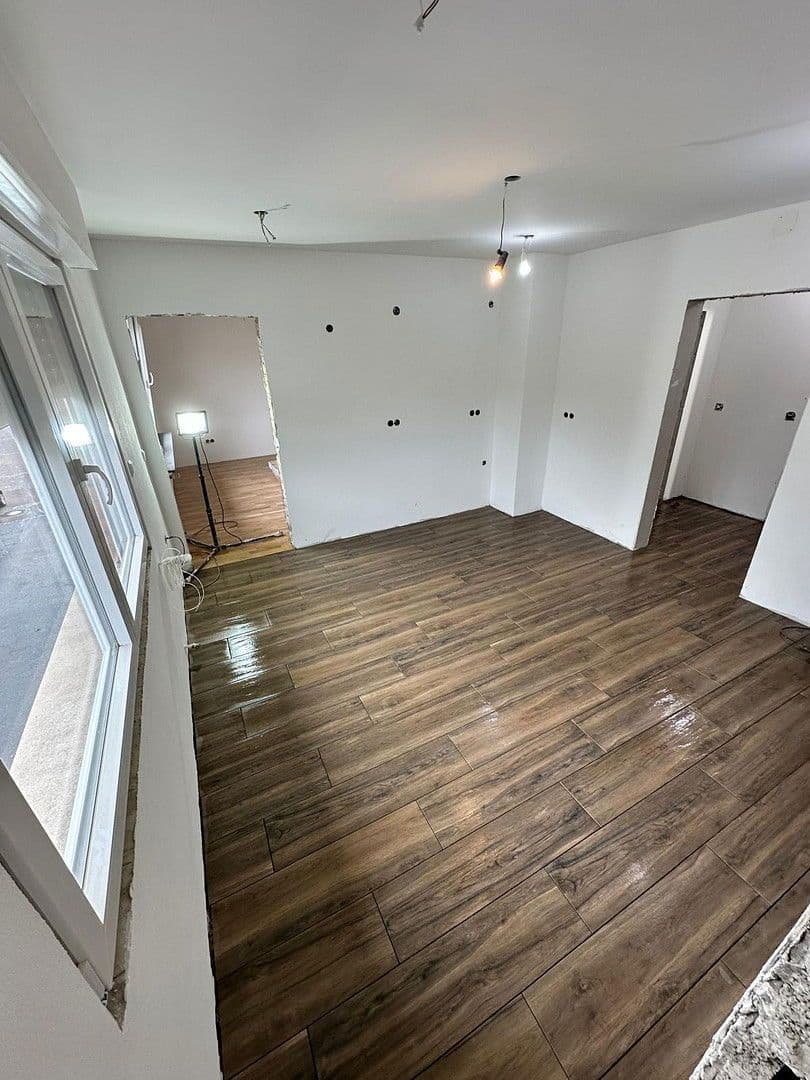 Prenájom bytu 4-izbový 100 m², Akazienstraße 21, Waldsee, Porýnie-Falcko Prenájom bytu 4-izbový 100 m², Akazienstraße 21, Waldsee, Porýnie-Falcko