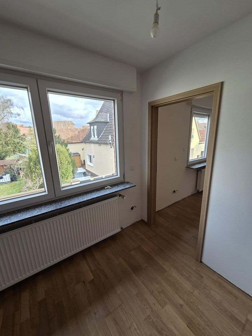 Prenájom bytu 4-izbový 100 m², Akazienstraße 21, Waldsee, Porýnie-Falcko Prenájom bytu 4-izbový 100 m², Akazienstraße 21, Waldsee, Porýnie-Falcko