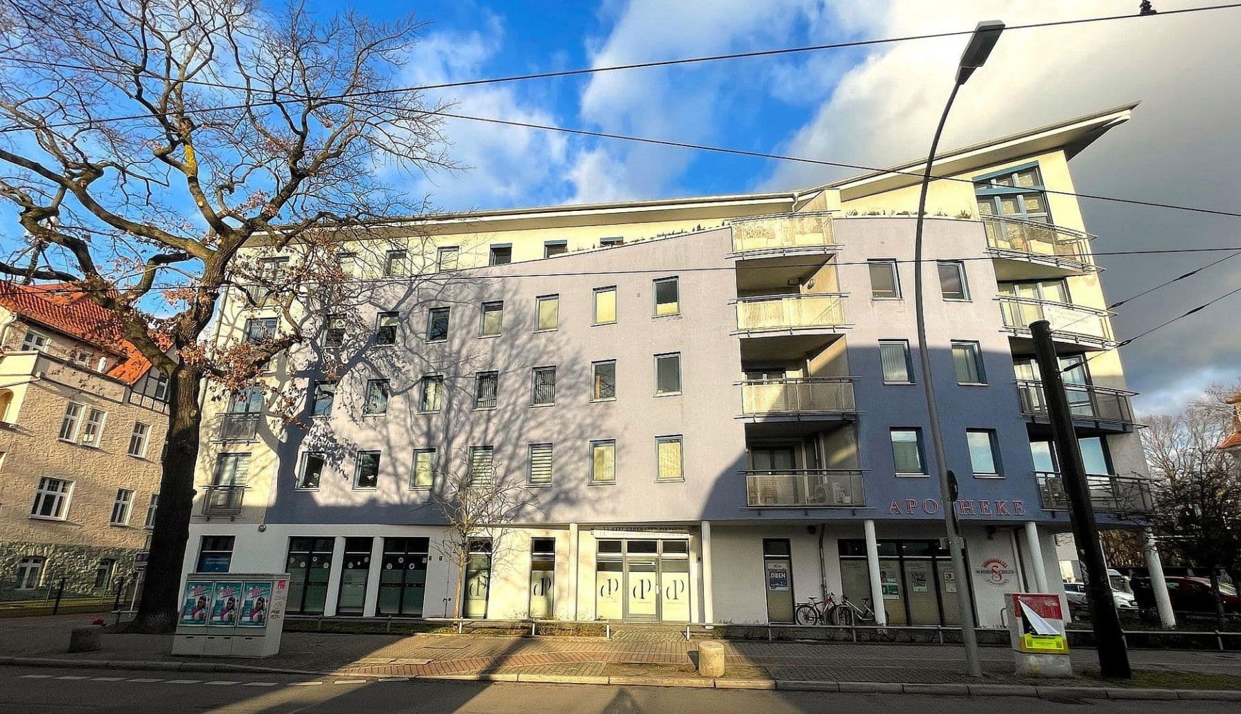 Predaj kancelárie 125 m², Berlin-Karlshorst, Berlín Predaj kancelárie 125 m², Berlin-Karlshorst, Berlín