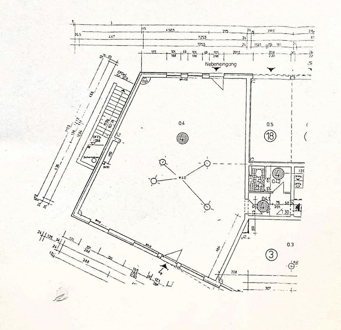 Predaj kancelárie 125 m², Berlin-Karlshorst, Berlín Predaj kancelárie 125 m², Berlin-Karlshorst, Berlín