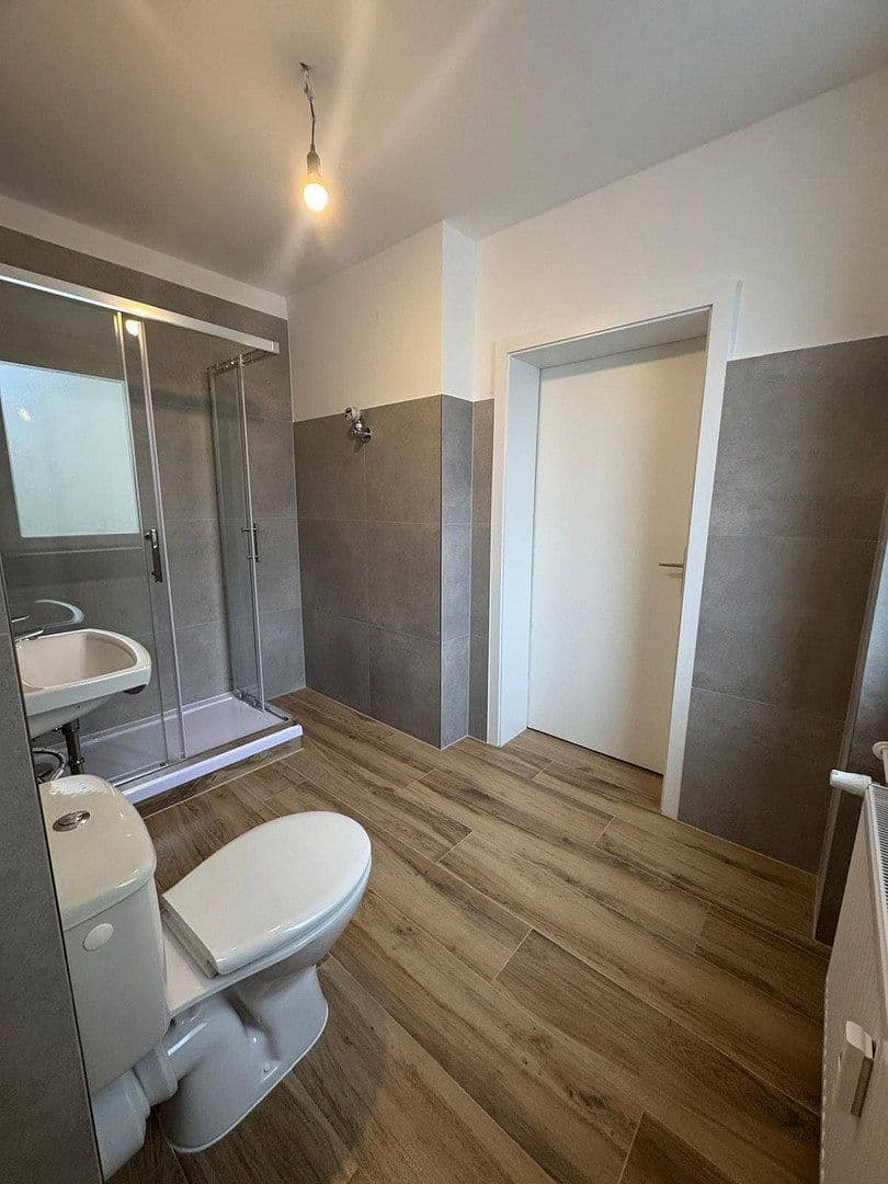 Prenájom bytu 3-izbový 85 m², Freiligrathstr. 72, Witten, Severné Porýnie - Westfálsko Prenájom bytu 3-izbový 85 m², Freiligrathstr. 72, Witten, Severné Porýnie - Westfálsko