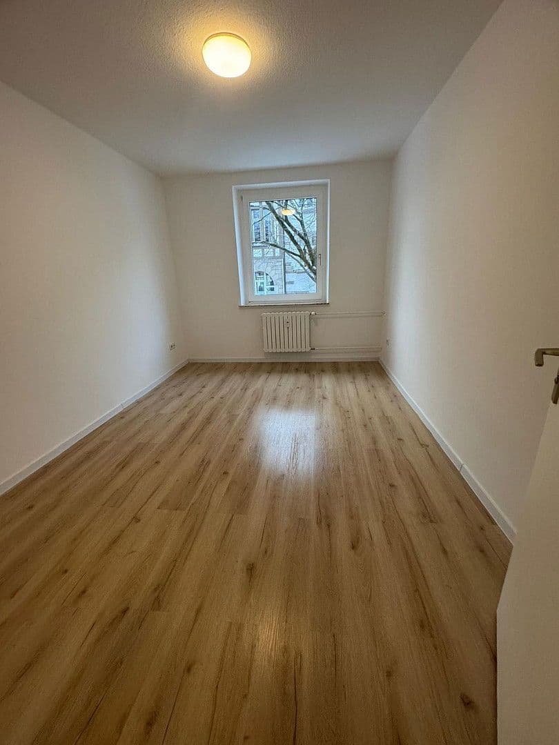 Prenájom bytu 3-izbový 85 m², Freiligrathstr. 72, Witten, Severné Porýnie - Westfálsko Prenájom bytu 3-izbový 85 m², Freiligrathstr. 72, Witten, Severné Porýnie - Westfálsko