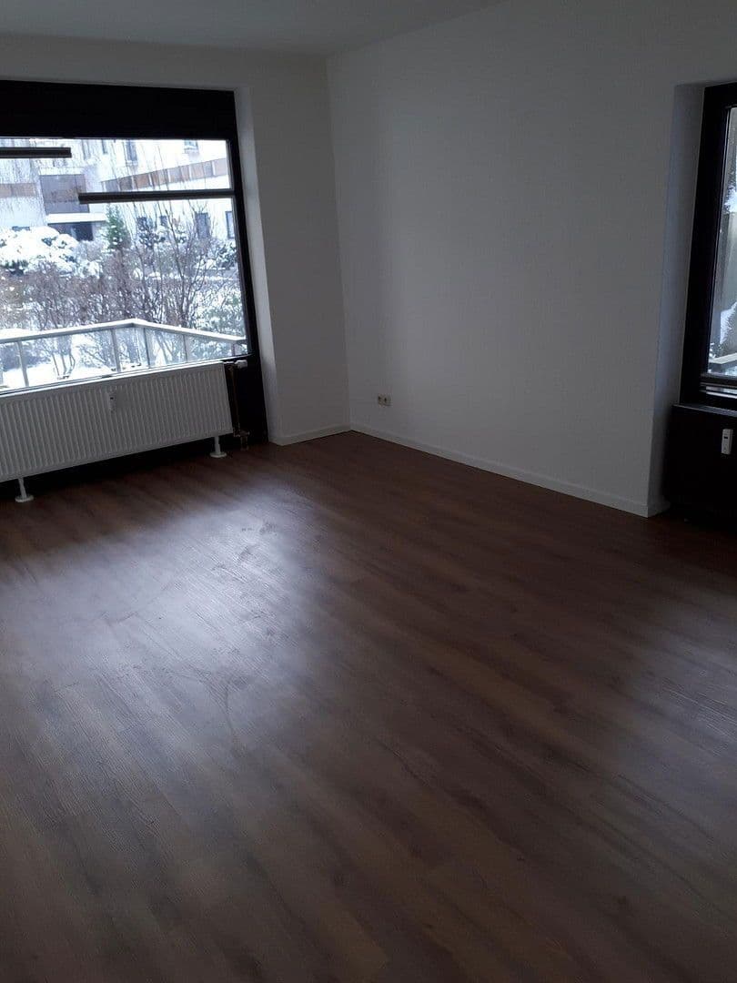 Prenájom bytu 3-izbový 81 m², Brahmsstr.18a, Lübeck, Šlezvicko-Holštajnsko Prenájom bytu 3-izbový 81 m², Brahmsstr.18a, Lübeck, Šlezvicko-Holštajnsko