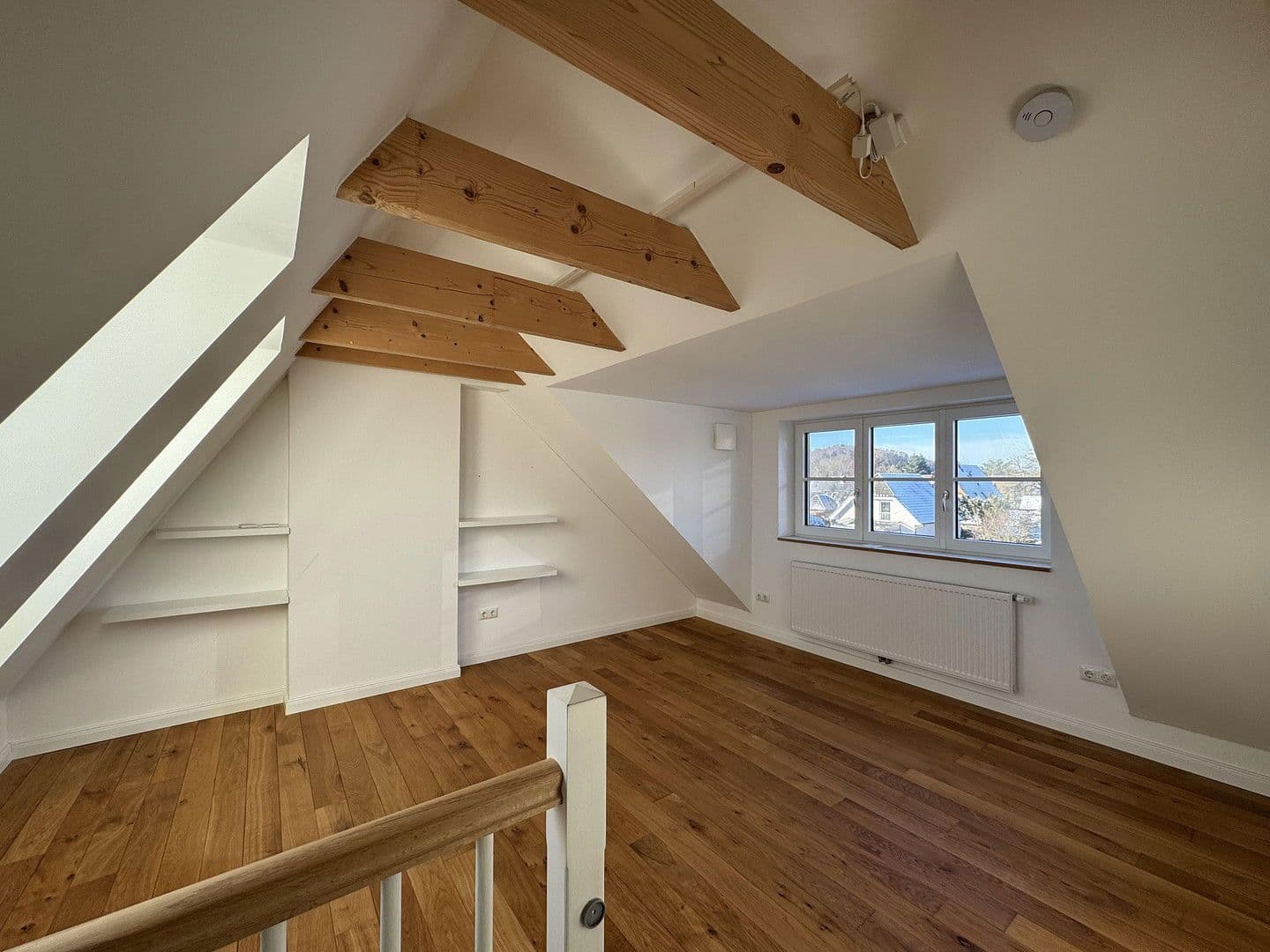 Prenájom domu 100 m², pozemek 180 m², Hamburg, Hamburg Prenájom domu 100 m², pozemek 180 m², Hamburg, Hamburg