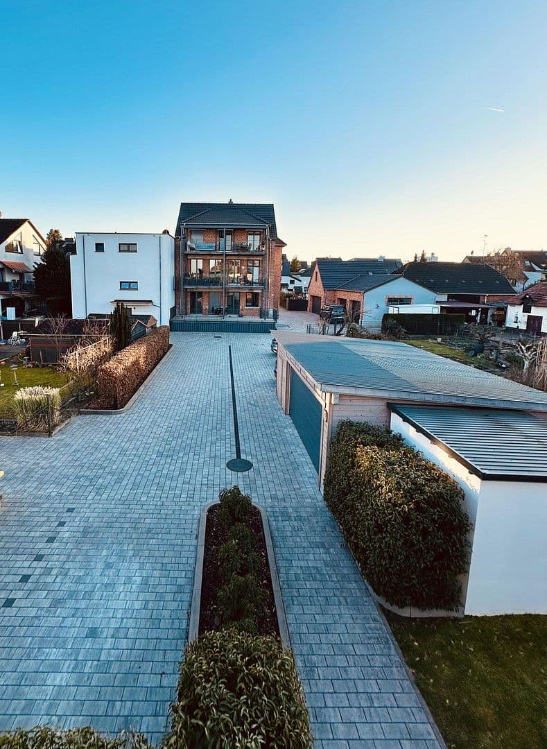 Prenájom bytu 4-izbový 110 m², Mühlheim am Main, Hesensko Prenájom bytu 4-izbový 110 m², Mühlheim am Main, Hesensko