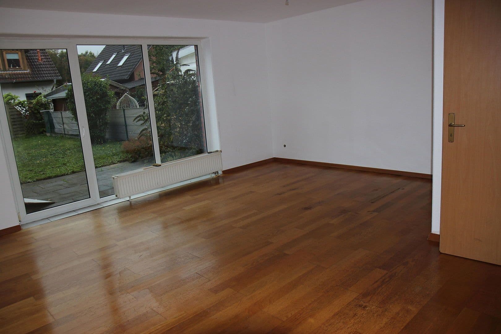 Predaj domu 114 m², pozemek 240 m², Rotenburg, Dolné Sasko Predaj domu 114 m², pozemek 240 m², Rotenburg, Dolné Sasko