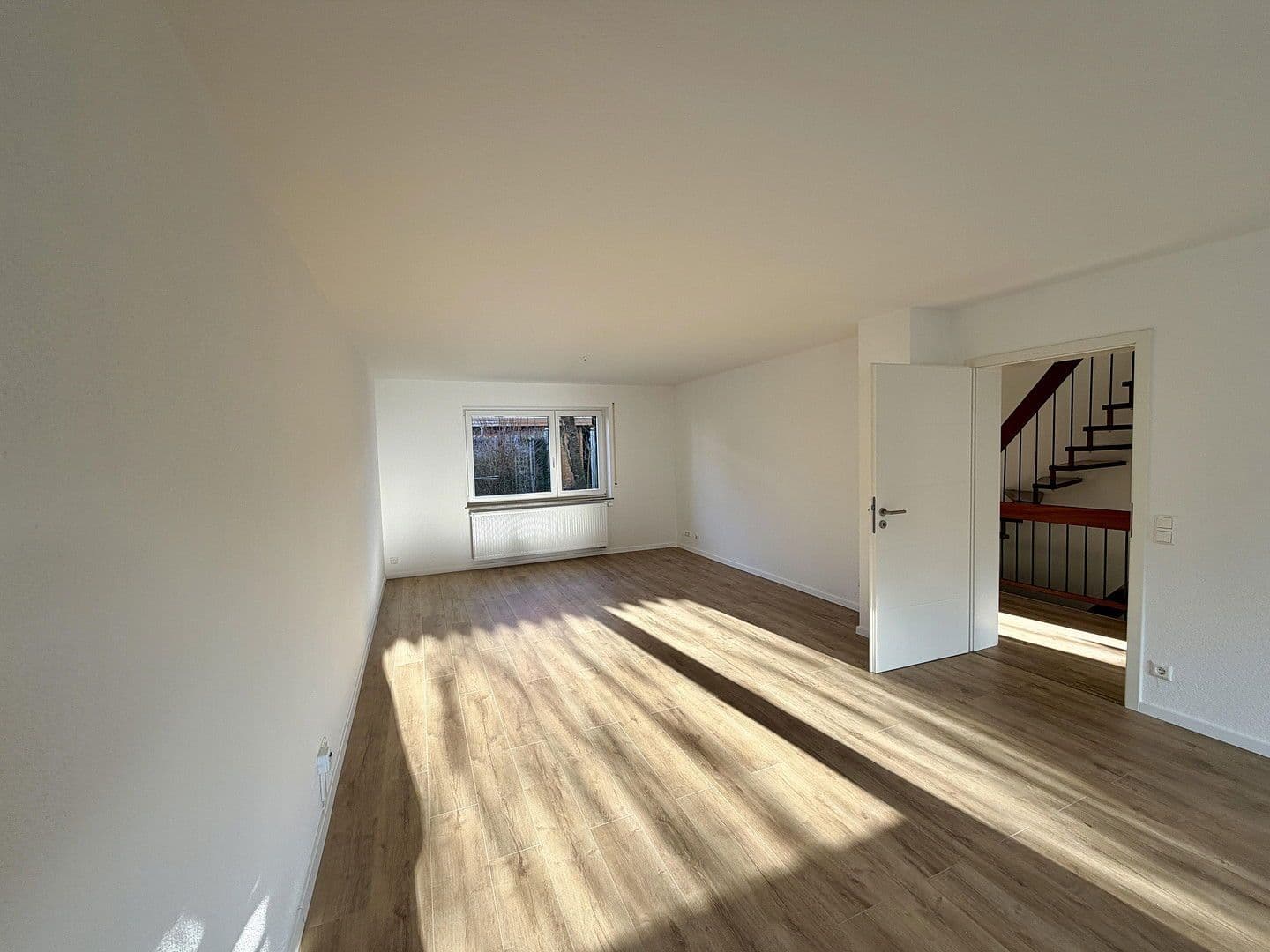 Predaj domu 108 m², pozemek 249 m², Balingen, Bádensko-Wurttembersko Predaj domu 108 m², pozemek 249 m², Balingen, Bádensko-Wurttembersko