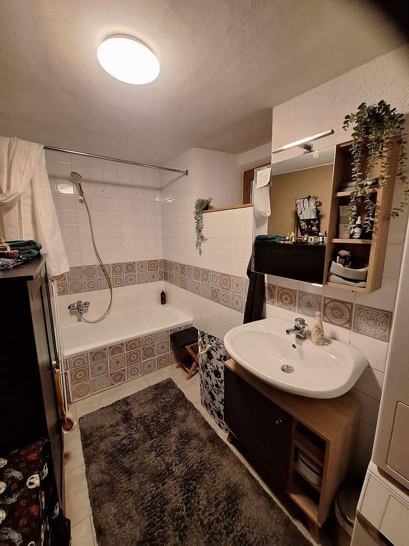 Predaj domu 188 m², pozemek 362 m², Obere Gasse 8, Oberderdingen, Bádensko-Wurttembersko Predaj domu 188 m², pozemek 362 m², Obere Gasse 8, Oberderdingen, Bádensko-Wurttembersko