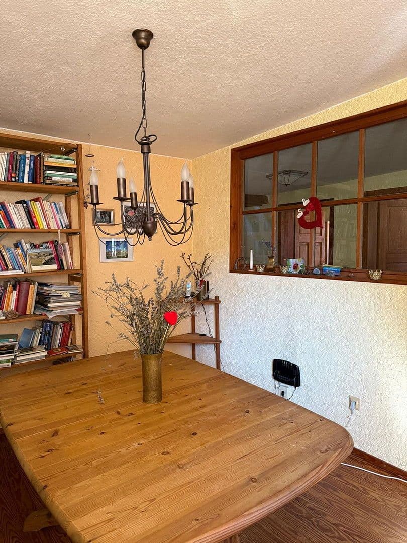 Predaj domu 188 m², pozemek 362 m², Obere Gasse 8, Oberderdingen, Bádensko-Wurttembersko Predaj domu 188 m², pozemek 362 m², Obere Gasse 8, Oberderdingen, Bádensko-Wurttembersko