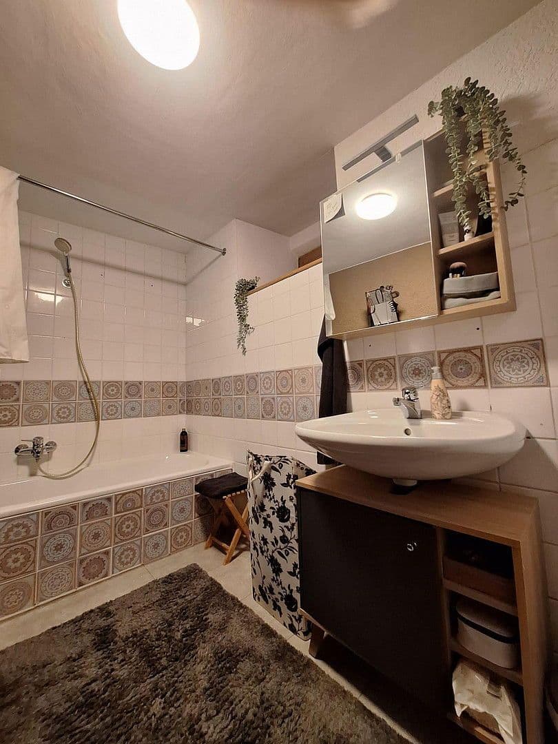 Predaj domu 188 m², pozemek 362 m², Obere Gasse 8, Oberderdingen, Bádensko-Wurttembersko Predaj domu 188 m², pozemek 362 m², Obere Gasse 8, Oberderdingen, Bádensko-Wurttembersko