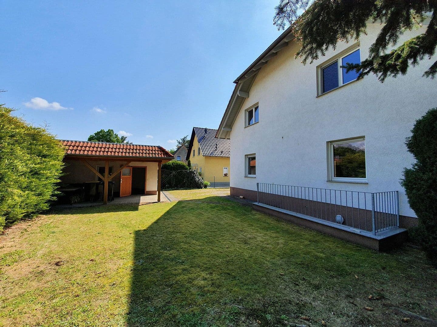 Prenájom domu 130 m², pozemek 570 m², Finsterwalde, Brandenbursko Prenájom domu 130 m², pozemek 570 m², Finsterwalde, Brandenbursko