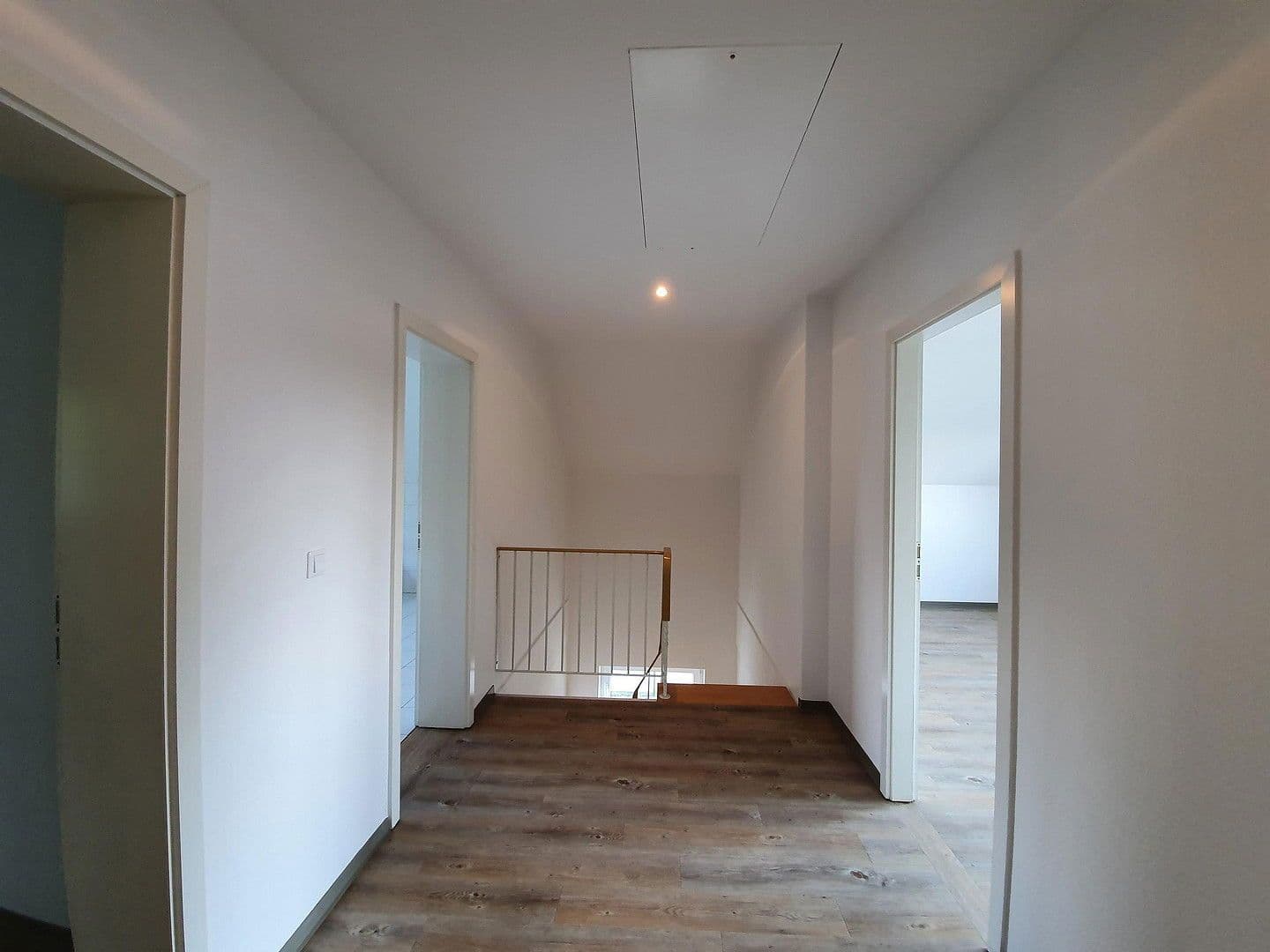 Prenájom domu 130 m², pozemek 570 m², Finsterwalde, Brandenbursko Prenájom domu 130 m², pozemek 570 m², Finsterwalde, Brandenbursko