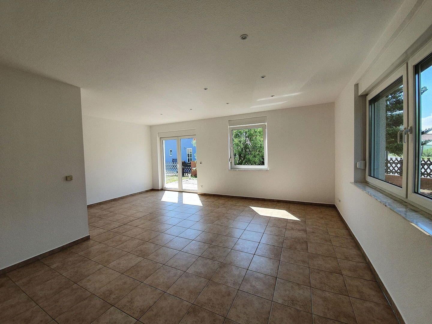 Prenájom domu 130 m², pozemek 570 m², Finsterwalde, Brandenbursko Prenájom domu 130 m², pozemek 570 m², Finsterwalde, Brandenbursko