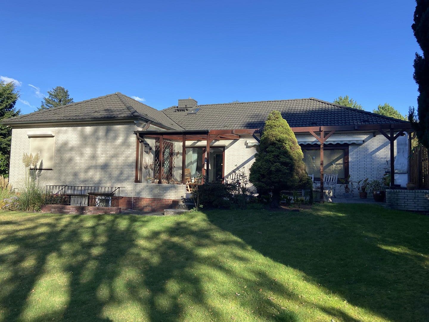 Predaj domu 127 m², pozemek 928 m², Norderstedt, Šlezvicko-Holštajnsko Predaj domu 127 m², pozemek 928 m², Norderstedt, Šlezvicko-Holštajnsko