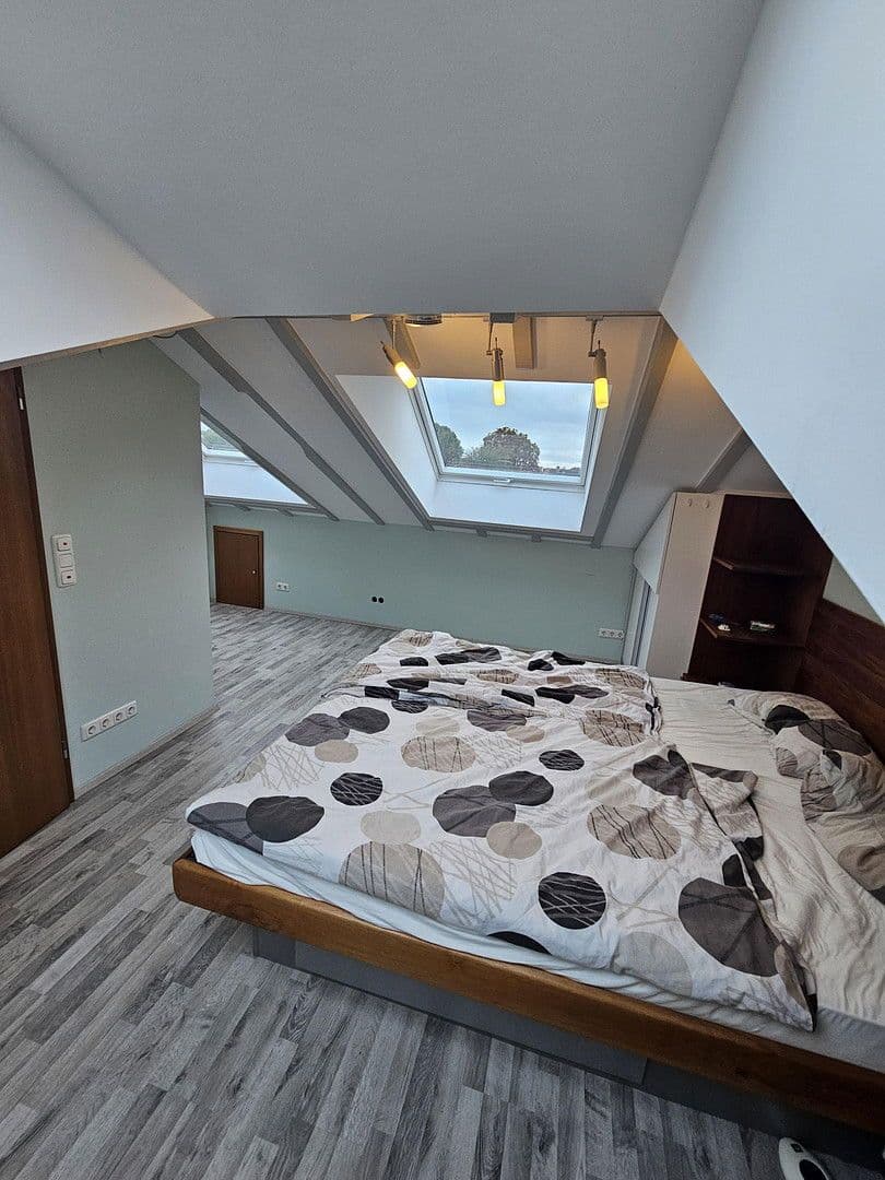 Predaj domu 125 m², pozemek 326 m², Bad Homburg vor der Höhe, Hesensko Predaj domu 125 m², pozemek 326 m², Bad Homburg vor der Höhe, Hesensko