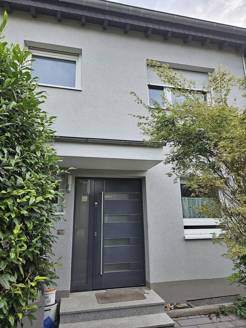 Predaj domu 125 m², pozemek 326 m², Bad Homburg vor der Höhe, Hesensko Predaj domu 125 m², pozemek 326 m², Bad Homburg vor der Höhe, Hesensko