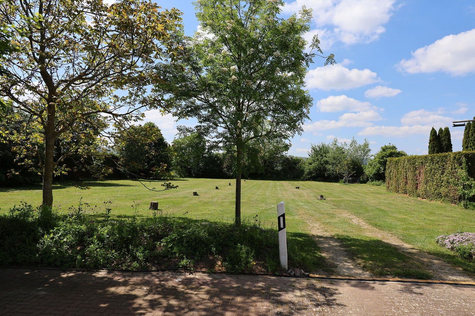 Predaj pozemku 2.968 m², Im Büntefeld 11a, Wennigsen (Deister), Dolné Sasko Predaj pozemku 2.968 m², Im Büntefeld 11a, Wennigsen (Deister), Dolné Sasko