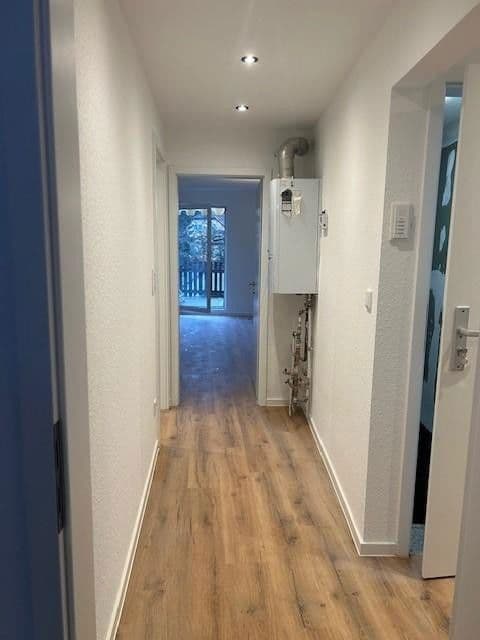 Prenájom bytu 4-izbový 115 m², Wörrstadt, Porýnie-Falcko Prenájom bytu 4-izbový 115 m², Wörrstadt, Porýnie-Falcko