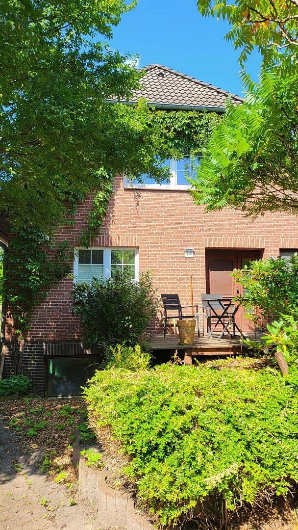 Predaj domu 165 m², pozemek 684 m², Hamburg, Hamburg Predaj domu 165 m², pozemek 684 m², Hamburg, Hamburg