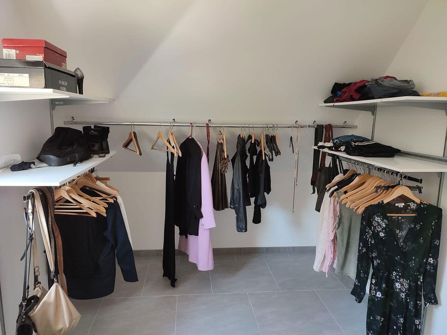 Predaj domu 185 m², pozemek 508 m², Talblick 2, Vöhrenbach, Bádensko-Wurttembersko Predaj domu 185 m², pozemek 508 m², Talblick 2, Vöhrenbach, Bádensko-Wurttembersko