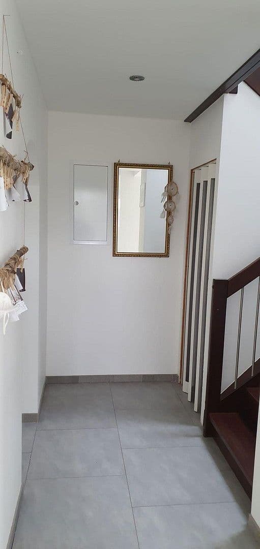 Predaj domu 185 m², pozemek 508 m², Talblick 2, Vöhrenbach, Bádensko-Wurttembersko Predaj domu 185 m², pozemek 508 m², Talblick 2, Vöhrenbach, Bádensko-Wurttembersko