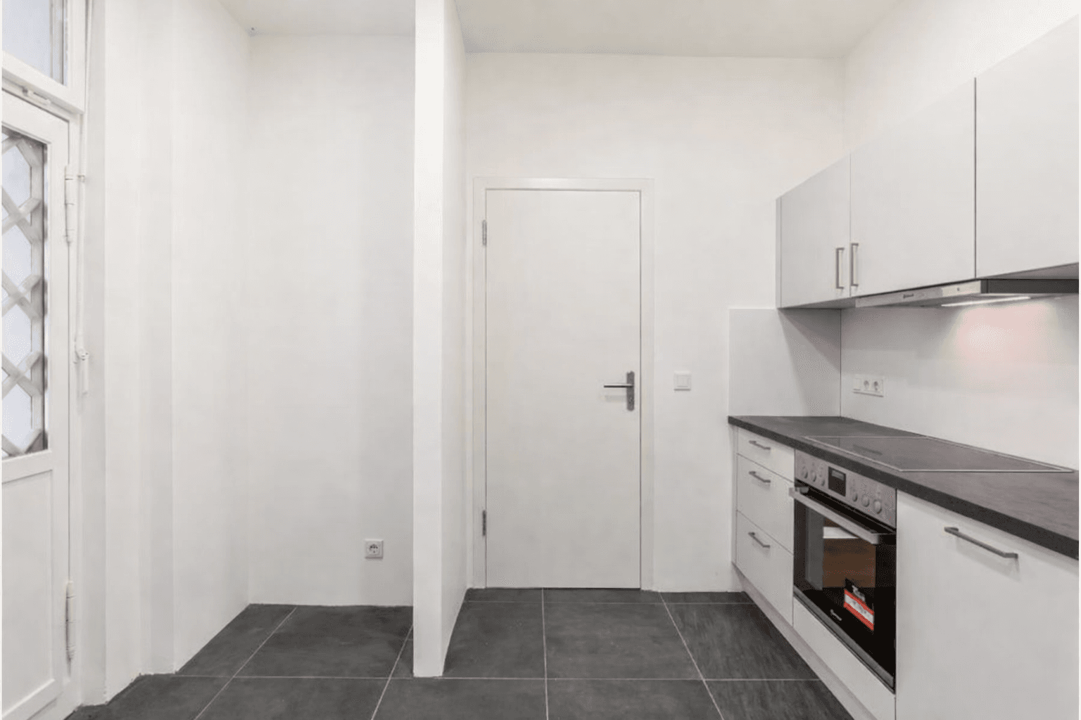 Prenájom kancelárie 200 m², Friedrichshain-Kreuzberg - Kreuzberg, Berlín Prenájom kancelárie 200 m², Friedrichshain-Kreuzberg - Kreuzberg, Berlín