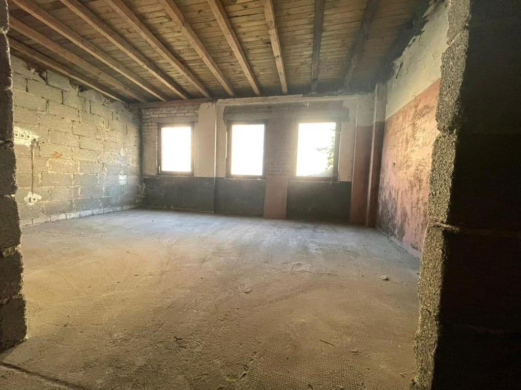 Prenájom nebytového priestoru 340 m², Veilchenstraße 24, Duisburg, Severné Porýnie - Westfálsko Prenájom nebytového priestoru 340 m², Veilchenstraße 24, Duisburg, Severné Porýnie - Westfálsko