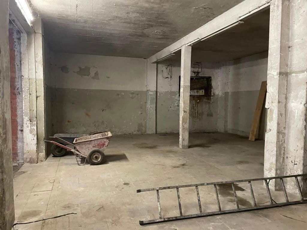 Prenájom nebytového priestoru 340 m², Veilchenstraße 24, Duisburg, Severné Porýnie - Westfálsko Prenájom nebytového priestoru 340 m², Veilchenstraße 24, Duisburg, Severné Porýnie - Westfálsko