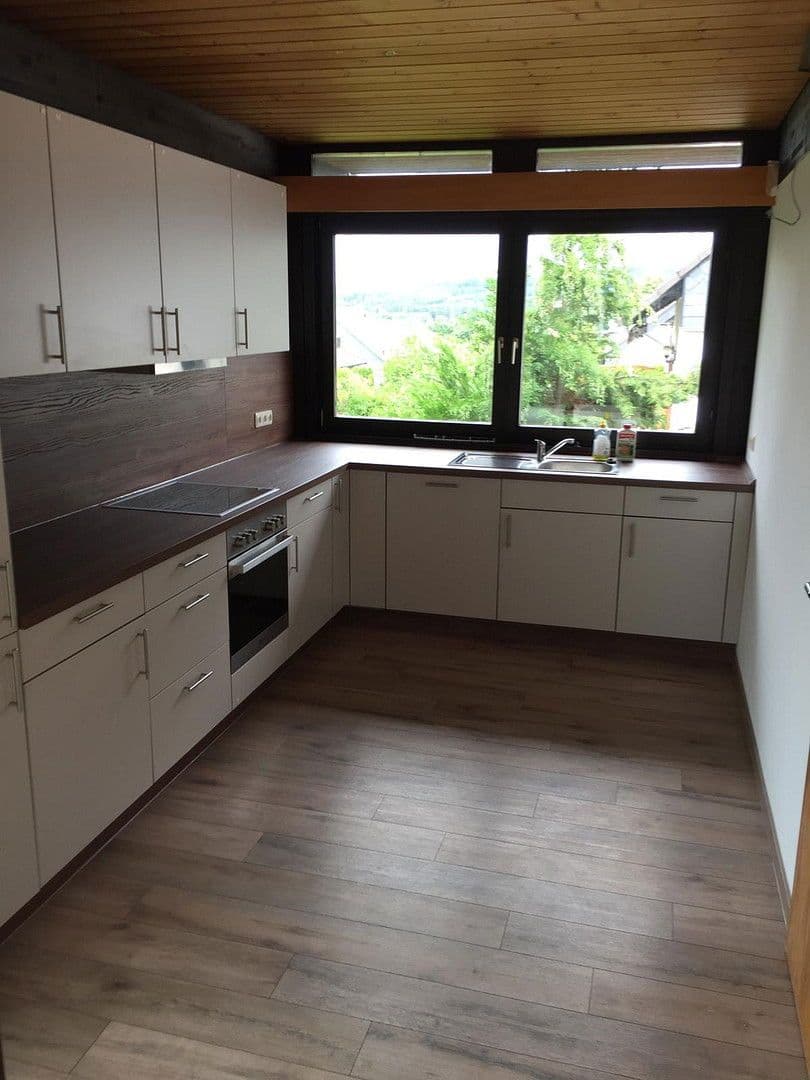 Prenájom domu 169 m², pozemek 635 m², Holle, Dolné Sasko Prenájom domu 169 m², pozemek 635 m², Holle, Dolné Sasko