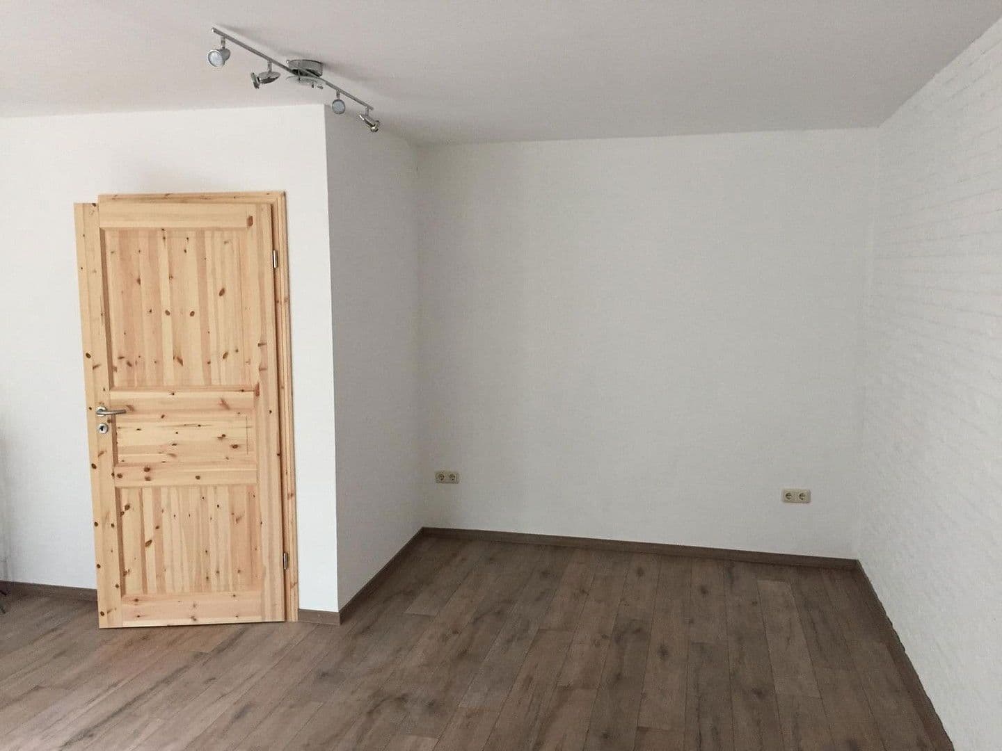 Prenájom domu 169 m², pozemek 635 m², Holle, Dolné Sasko Prenájom domu 169 m², pozemek 635 m², Holle, Dolné Sasko
