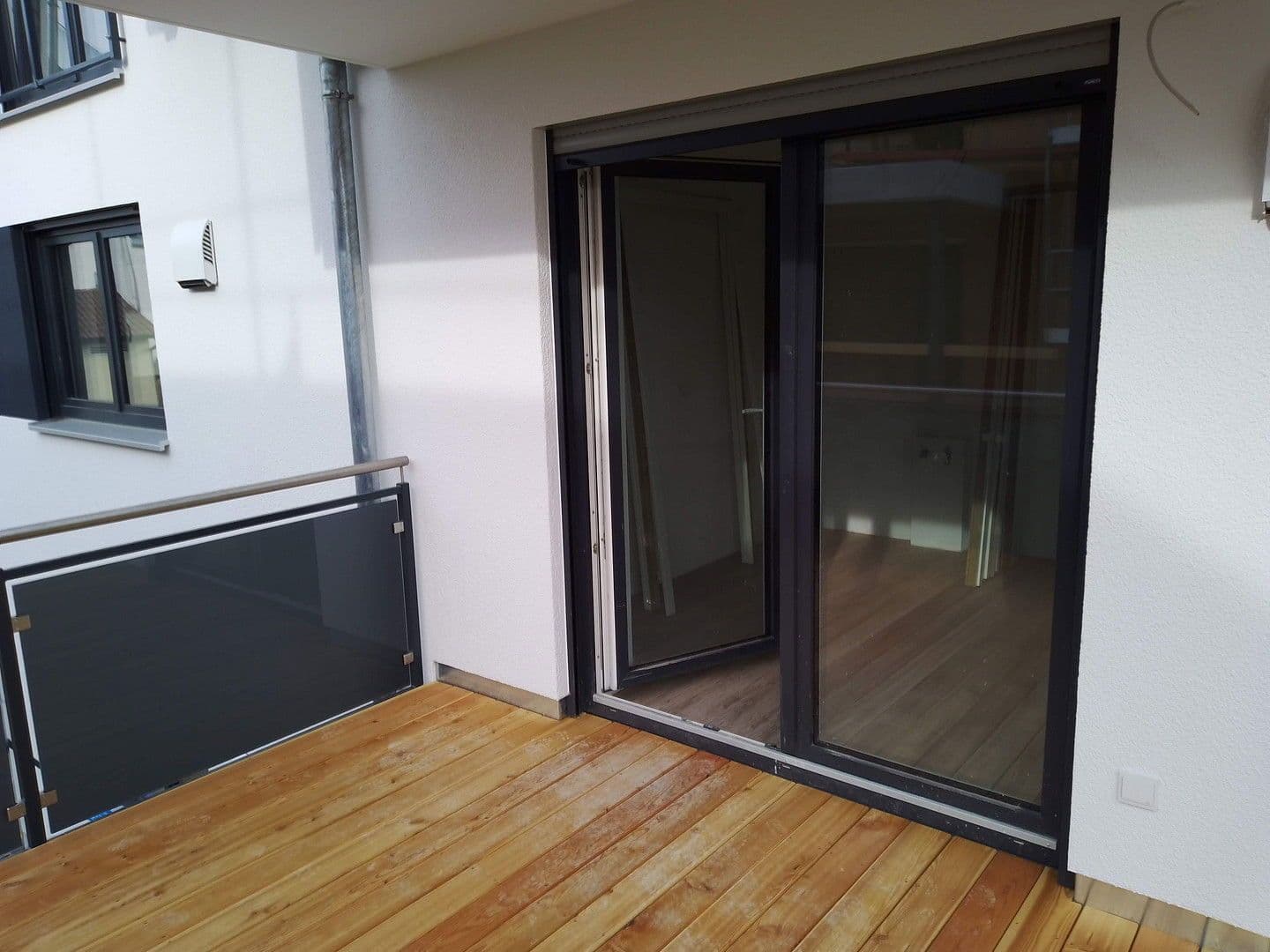 Prenájom bytu 2-izbový 62 m², Buchhausener Str. 9, Schierling, Bavorsko Prenájom bytu 2-izbový 62 m², Buchhausener Str. 9, Schierling, Bavorsko