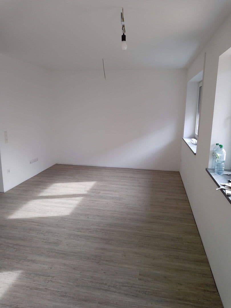 Prenájom bytu 2-izbový 62 m², Buchhausener Str. 9, Schierling, Bavorsko Prenájom bytu 2-izbový 62 m², Buchhausener Str. 9, Schierling, Bavorsko