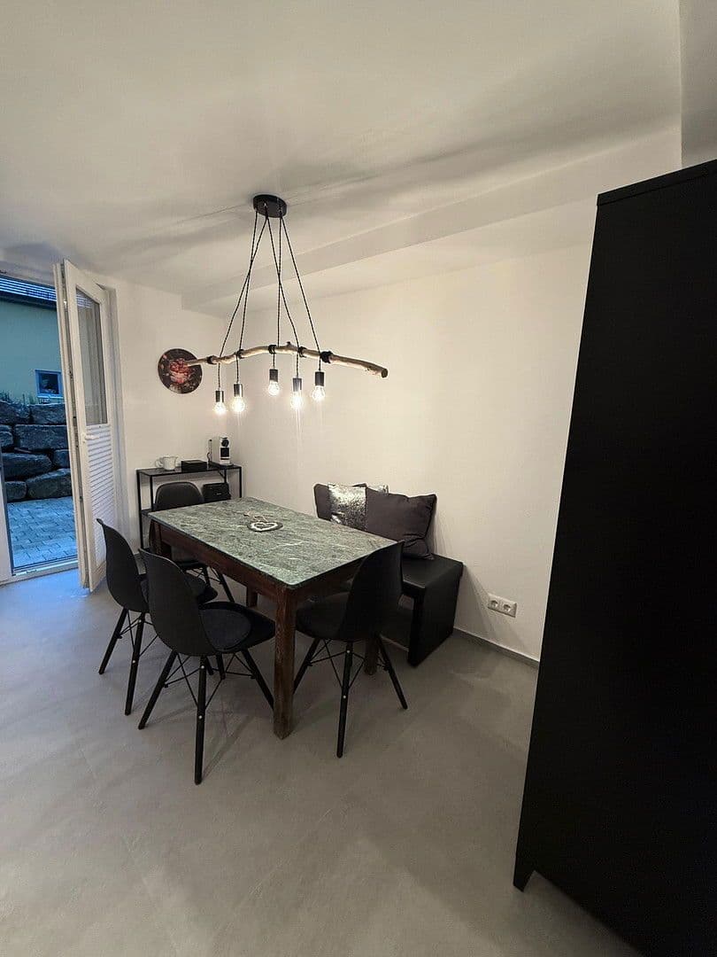 Prenájom bytu 2-izbový 1 m², Domherrenstraße 3, Eibelstadt, Bavorsko Prenájom bytu 2-izbový 1 m², Domherrenstraße 3, Eibelstadt, Bavorsko