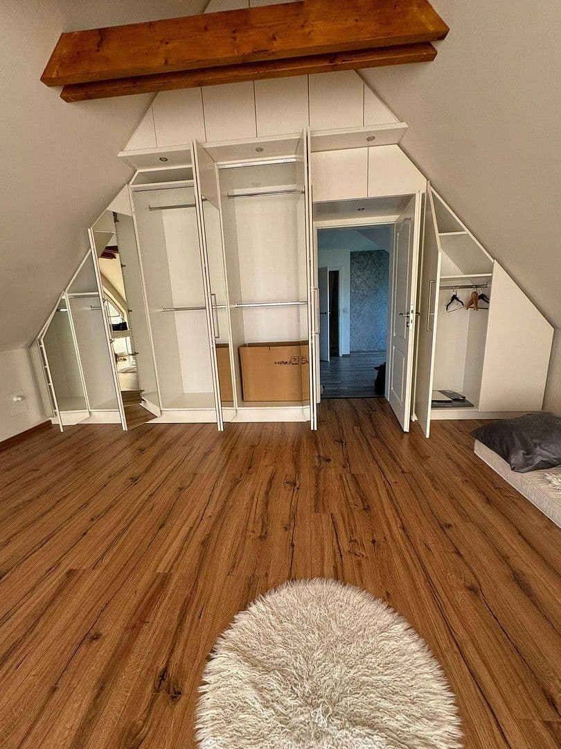 Predaj domu 177 m², pozemek 475 m², Hoppegarten, Brandenbursko Predaj domu 177 m², pozemek 475 m², Hoppegarten, Brandenbursko