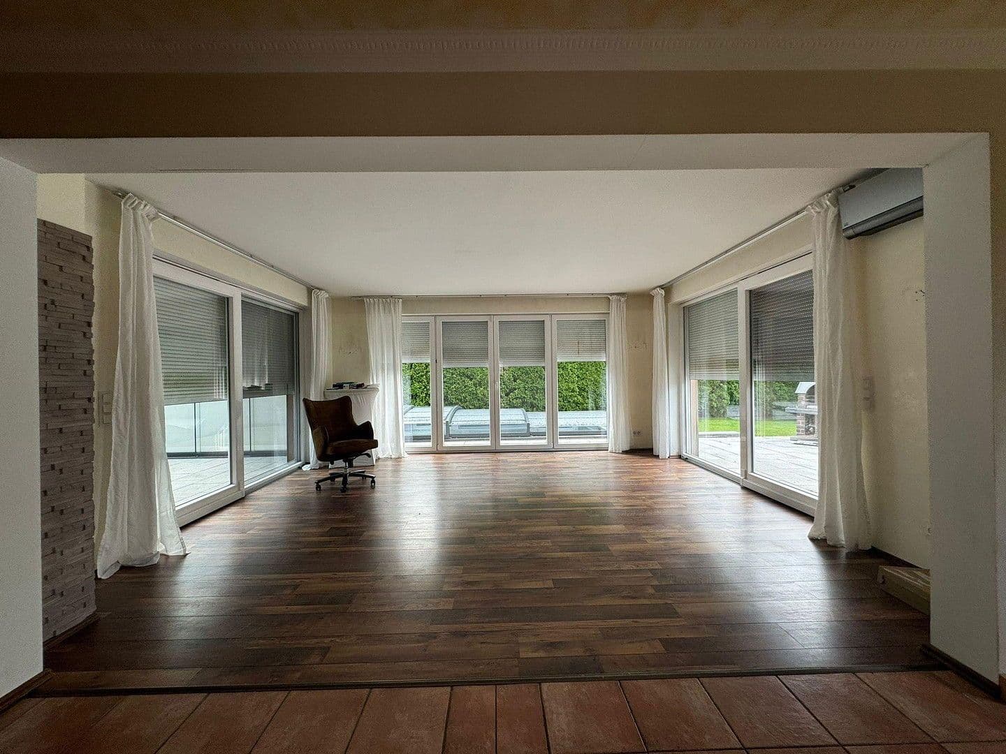 Predaj domu 177 m², pozemek 475 m², Hoppegarten, Brandenbursko Predaj domu 177 m², pozemek 475 m², Hoppegarten, Brandenbursko