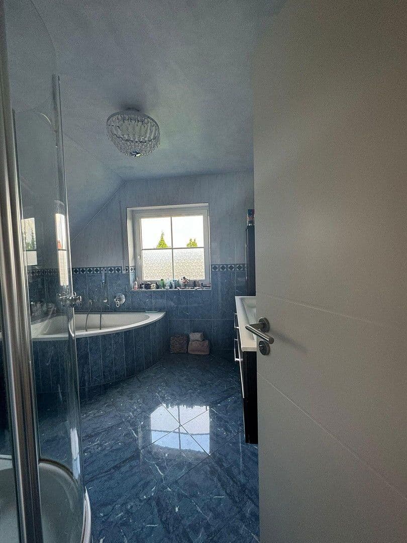 Predaj domu 177 m², pozemek 475 m², Hoppegarten, Brandenbursko Predaj domu 177 m², pozemek 475 m², Hoppegarten, Brandenbursko